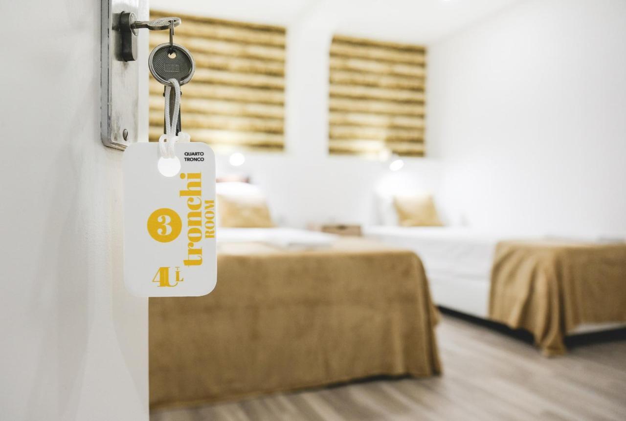 4U Lisbon VI Guesthouse Airport Buitenkant foto