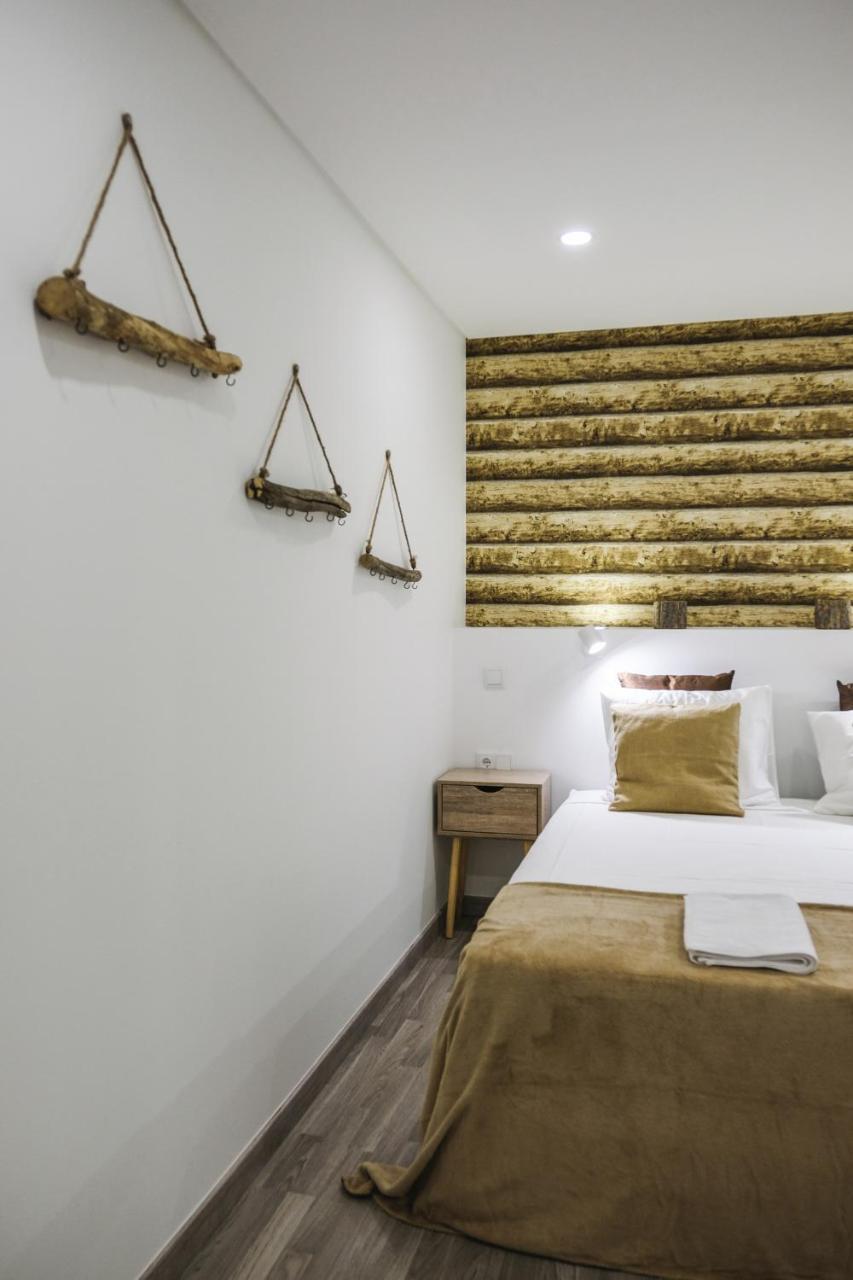 4U Lisbon VI Guesthouse Airport Buitenkant foto