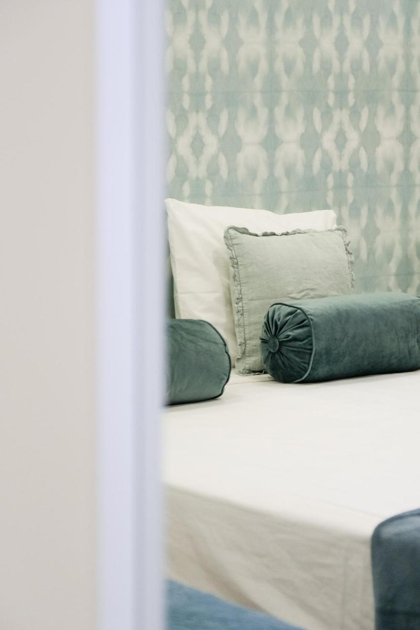 4U Lisbon VI Guesthouse Airport Buitenkant foto